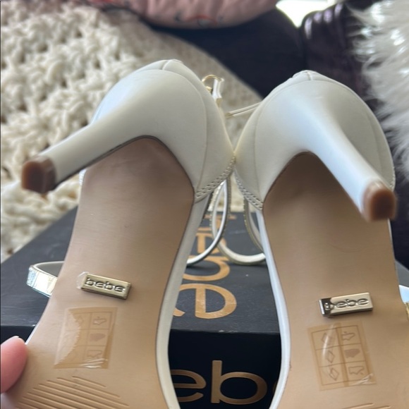 Bebe White and Gold Elegant Heels - Picture 14 of 15